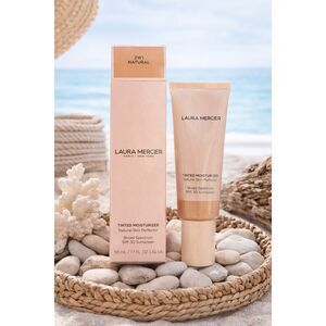 NIB Laura Mercier Tinted Moisturizer Natural Skin Perfector Broad Spectrum SPF 3